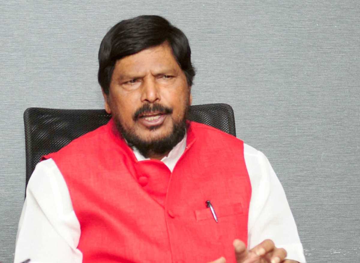 रामदास आठवले ने अमृतसर में बाबा साहेब की प्रतिमा तोड़ने की निंदा की, पंजाब सरकार को घेरा रामदास आठवले ने अमृतसर में बाबा साहेब की प्रतिमा तोड़ने की निंदा की, पंजाब सरकार को घेरा